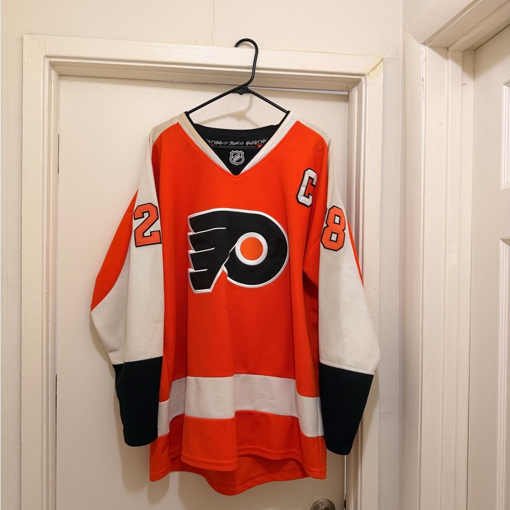 VTG Reebok CCM Philadelphia Flyers Claude Giroux #28 Jersey Size 54 Authentic